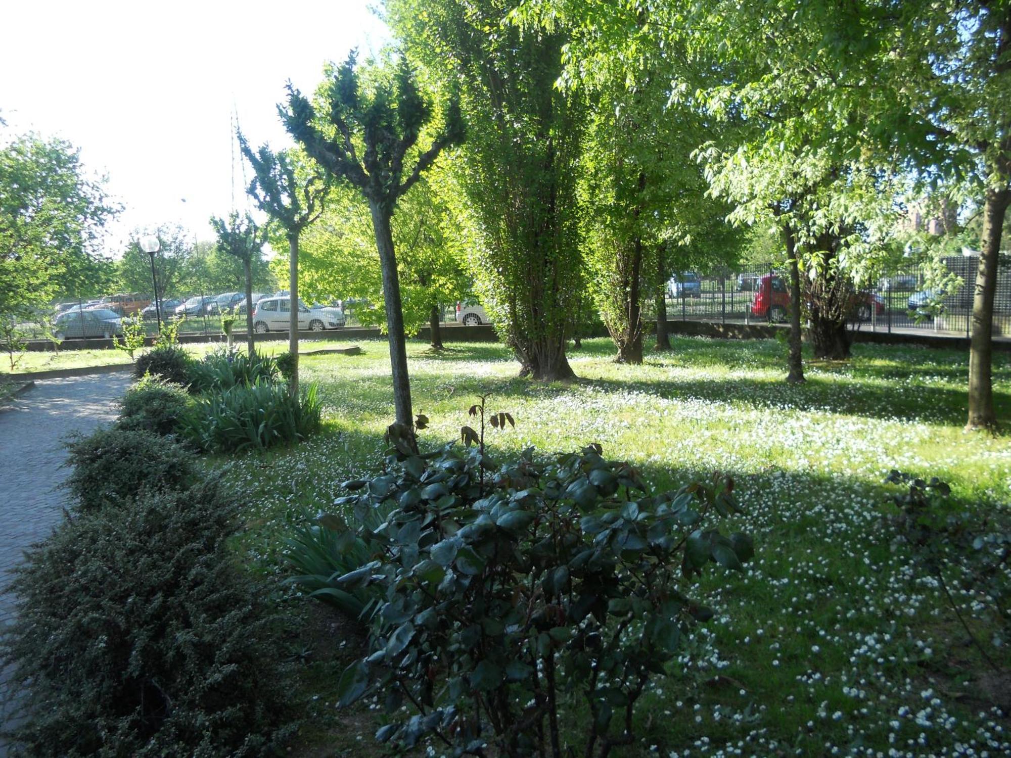 Milan White Tower Flat Bisceglie M1 Hotel ภายนอก รูปภาพ
